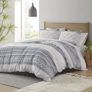 Elegant Luxury White and Blue Duvet Set By INK+IVY CIARA SET